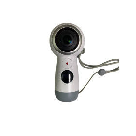Екшен камера samsung gear 360 SM-R210